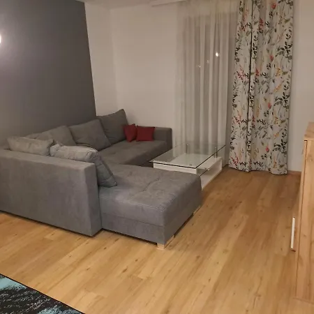 度假居 Haus Eichkogel 古特兰斯多夫